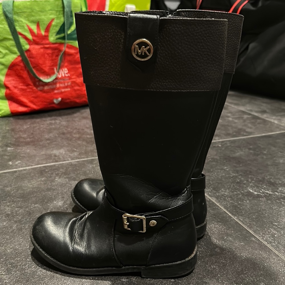 Autumn boots